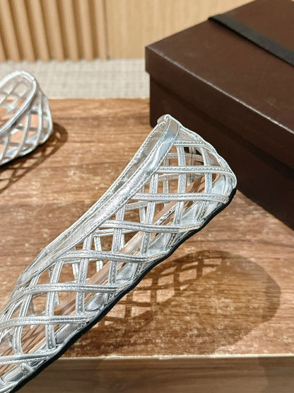 ALAIA MESH BALLET FLATS 25S IN SILVER LAMBSKIN