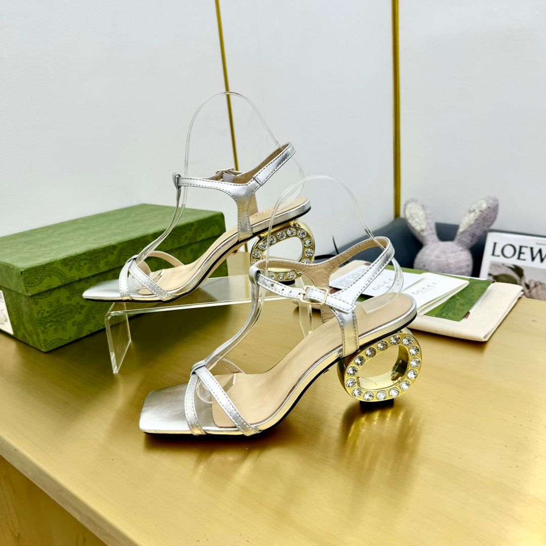 MEDIUM-HEEL SANDAL IN SILVER CALFSKIN GOLD HARDWARE WITH RHINSTONES