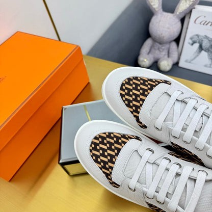 FREE SNEAKER IN WHITE CALFSKIN AND H EN BIAIS BROWN CANVAS