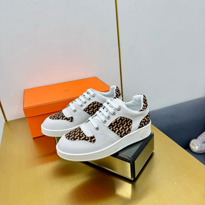 FREE SNEAKER IN WHITE CALFSKIN AND H EN BIAIS BROWN CANVAS