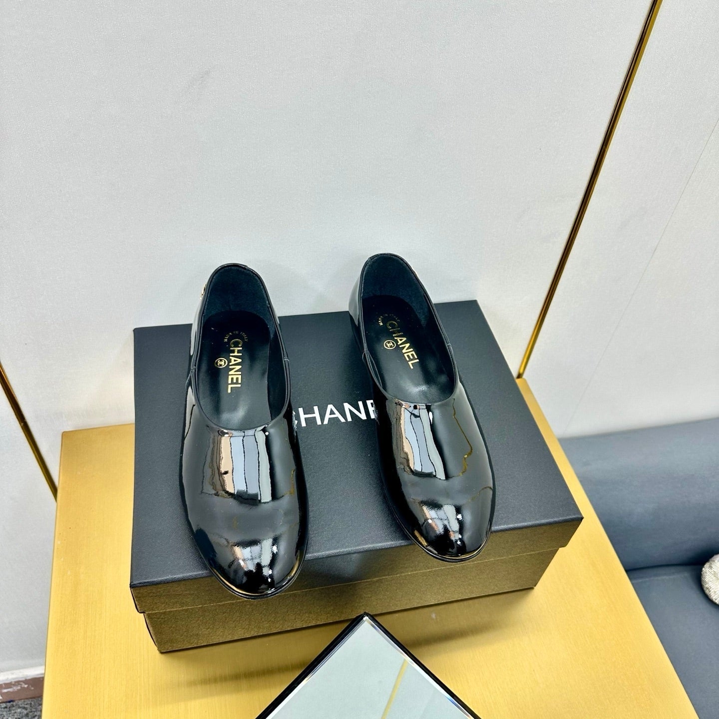 CC SIMPLE FLATS 25S IN BLACK GLOSSY LEATHER