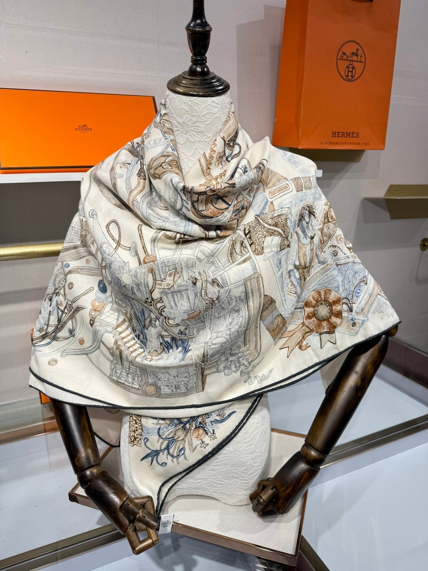HERMES 25S SCARF 136 IN SILK CASHMERE 989707