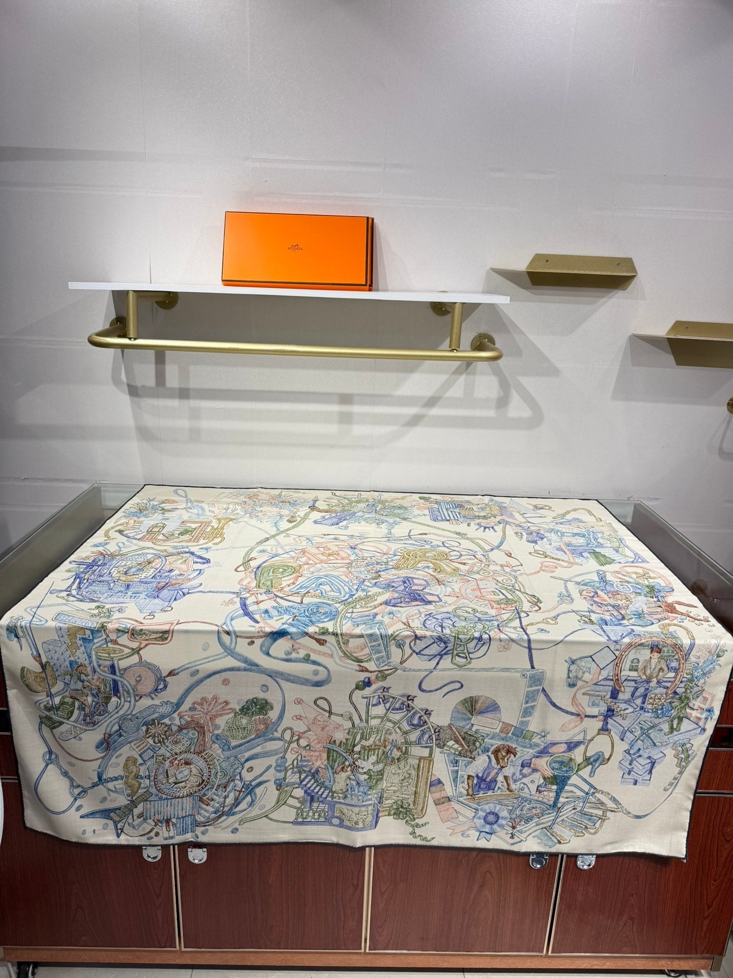 HERMES 25S SCARF 136 IN SILK CASHMERE 989710