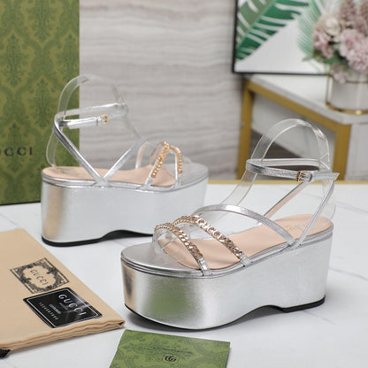 WEDGE PLATFORM IN SILVER SHEEPSKIN