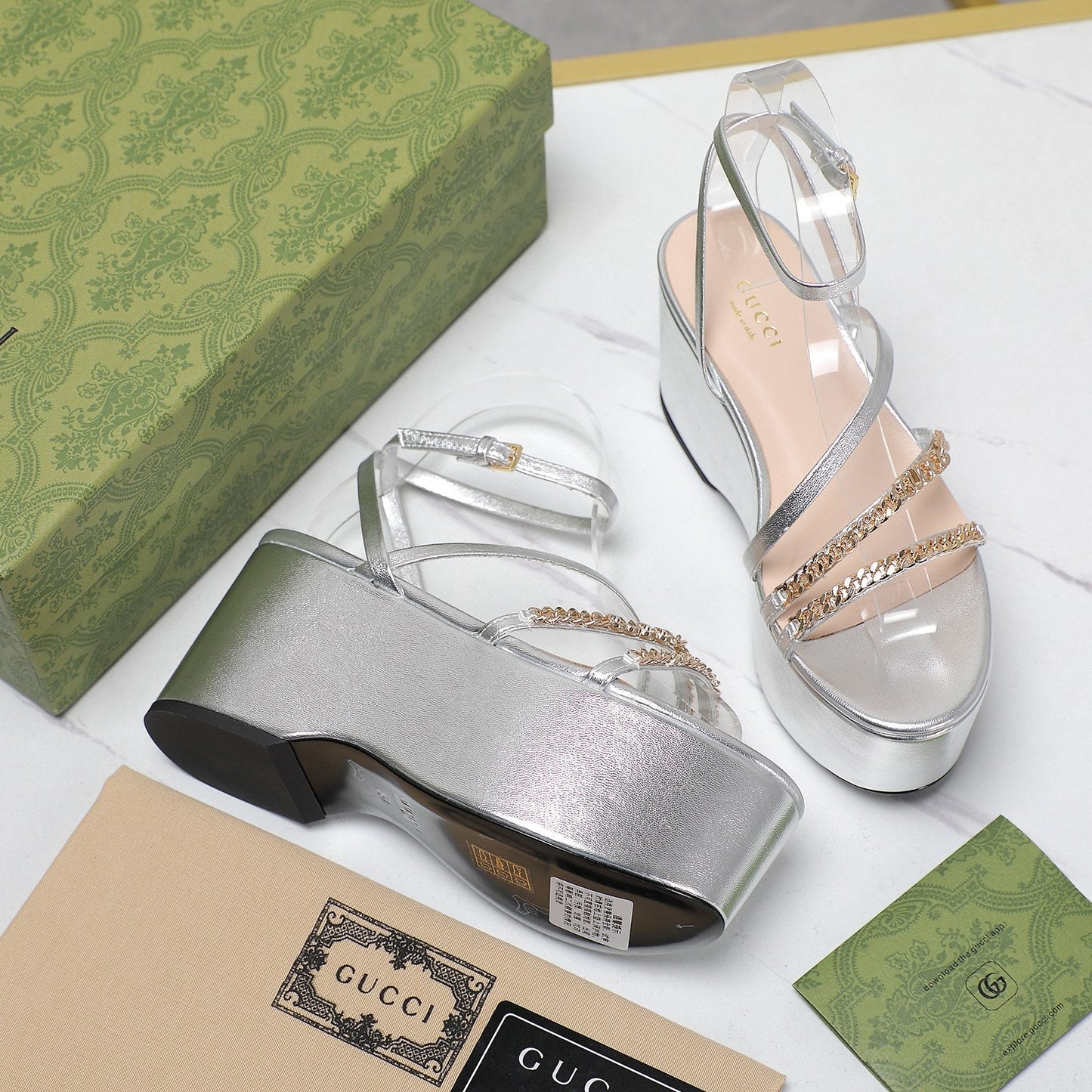 WEDGE PLATFORM IN SILVER SHEEPSKIN