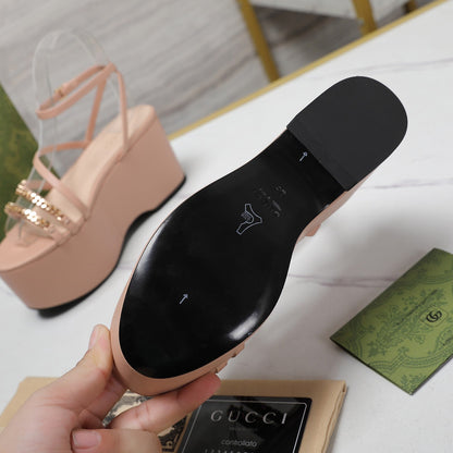 WEDGE PLATFORM IN LIGHT PINK SHEEPSKIN