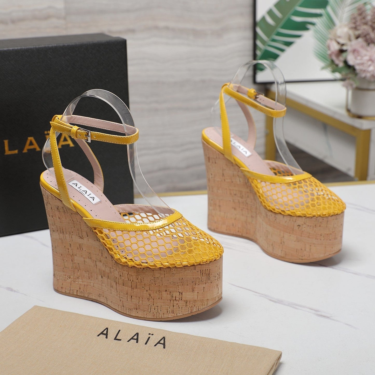 ALAIA WEDGE SANDAL IN YELLOW MESH AND BEIGE RUBBER