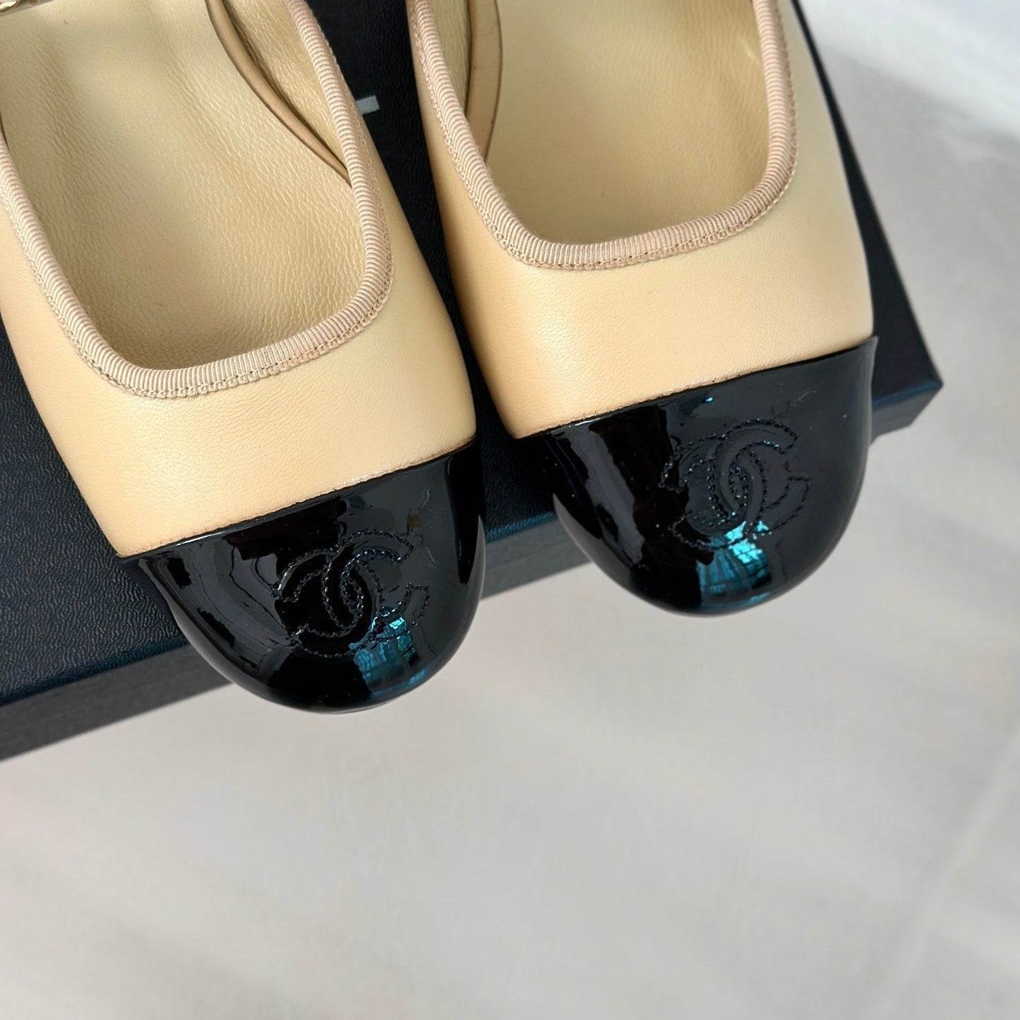 Double C Two-Tone Chain Mules Dark Cream Lambskin