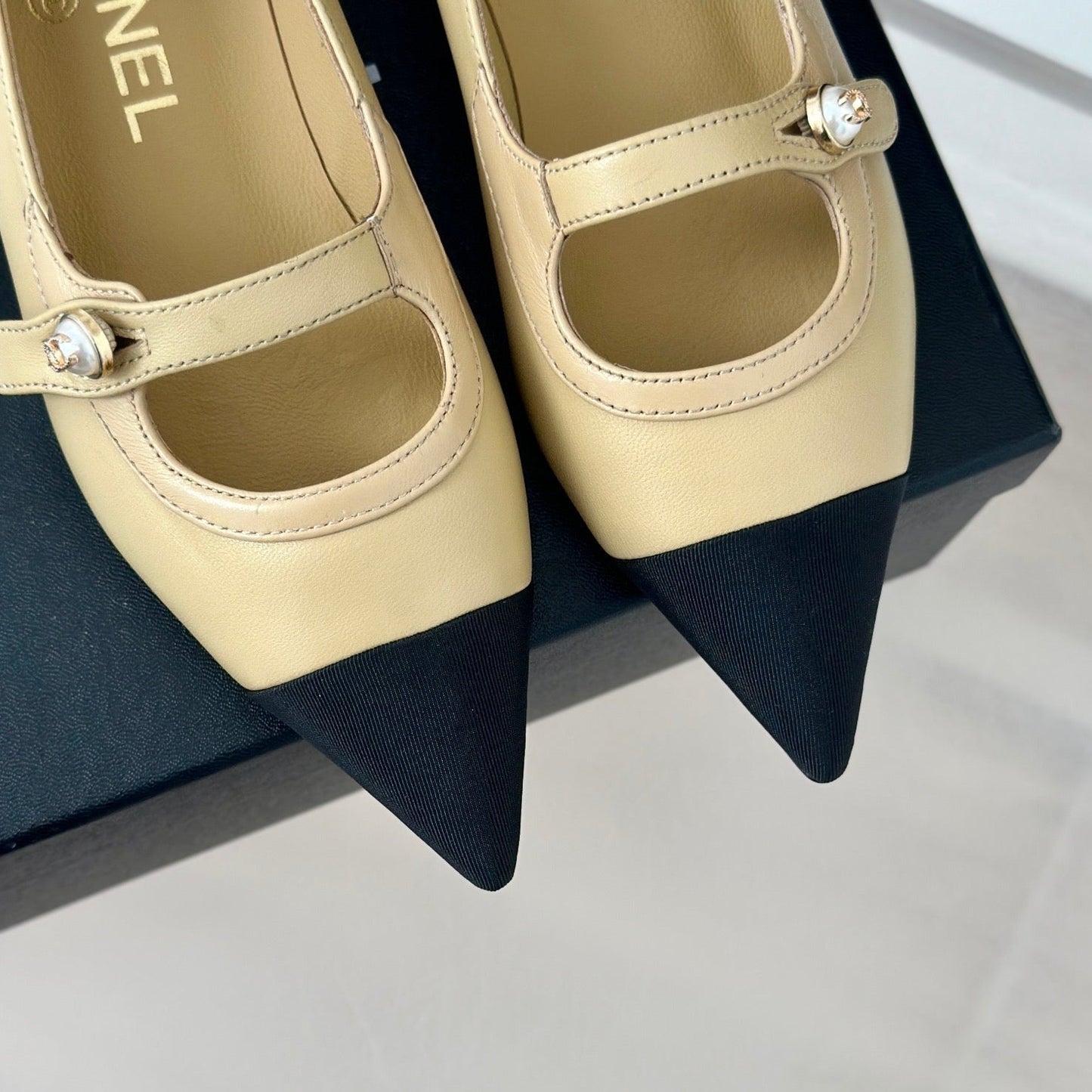 Double C Milan Runway Pointed Toe Mary Jane Shoes Dark Cream Black Lambskin