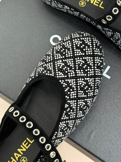 CC FLAT MULES 25SS IN BLACK EMBELLISHED WITH RHINESTONES