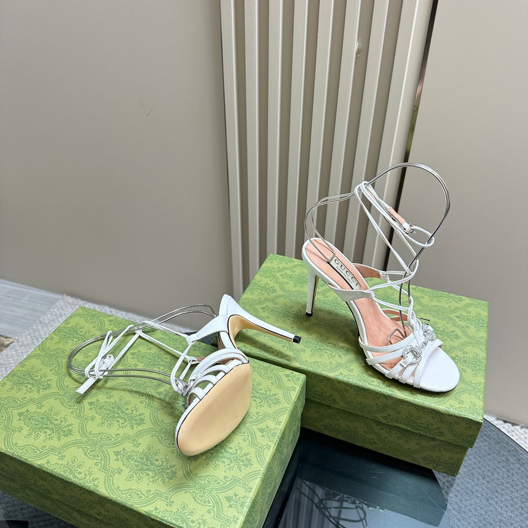 CRYSTAL HORSEBIT STRAPPY SANDAL 10.5CM IN WHITE PATENT LEATHER