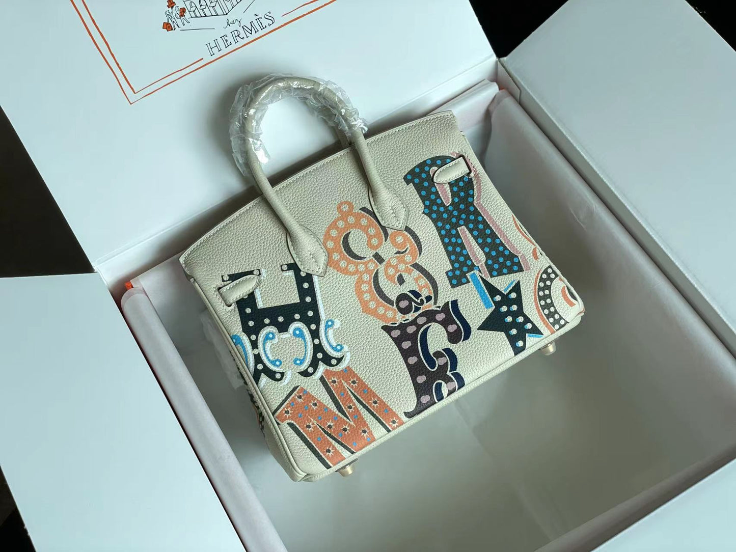 BIRKIN 25 BAG IN WHITE CREAM CALFSKIN WITH COLORFUL STICKER