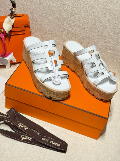 ISABELLA SANDAL WHITE CALFSKIN