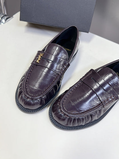 YSL 25S SAINT LAURENT LOAFERS IN DUSTY PLUM CALFSKIN