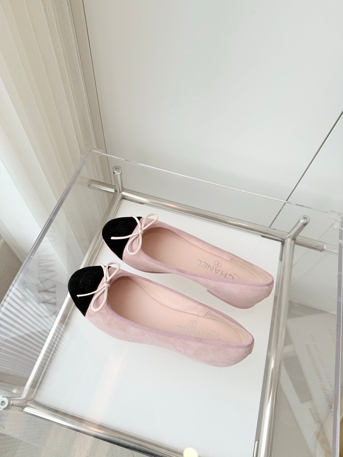BALLET FLAT IN BABY PINK MIX BLACK SUEDE
