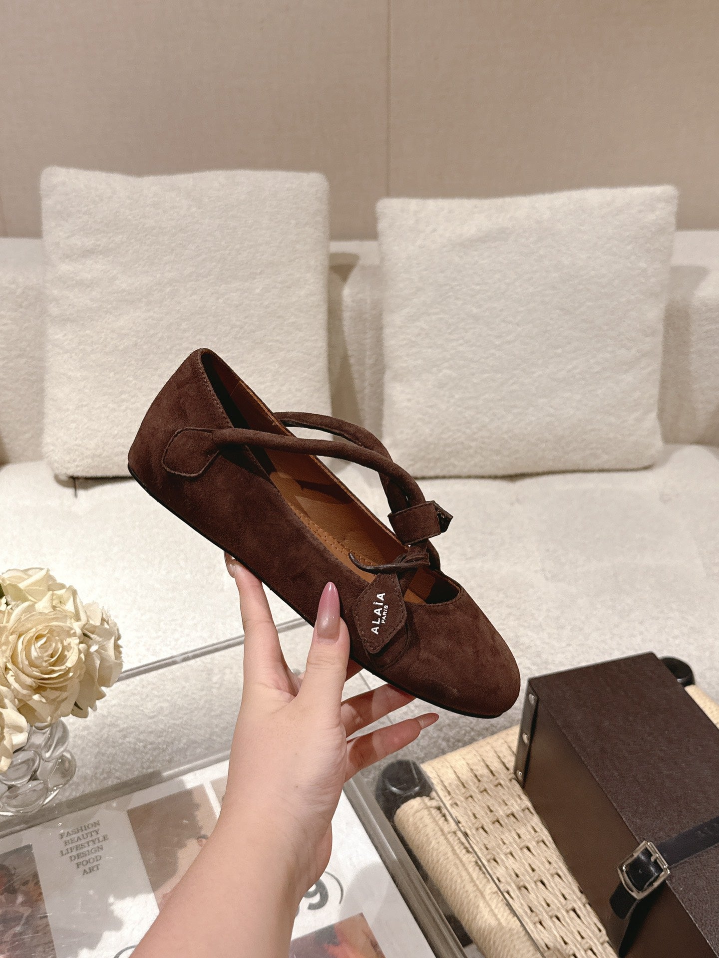 ALAIA 25S BALLET TECKEL IN DARK BROWN SUEDE