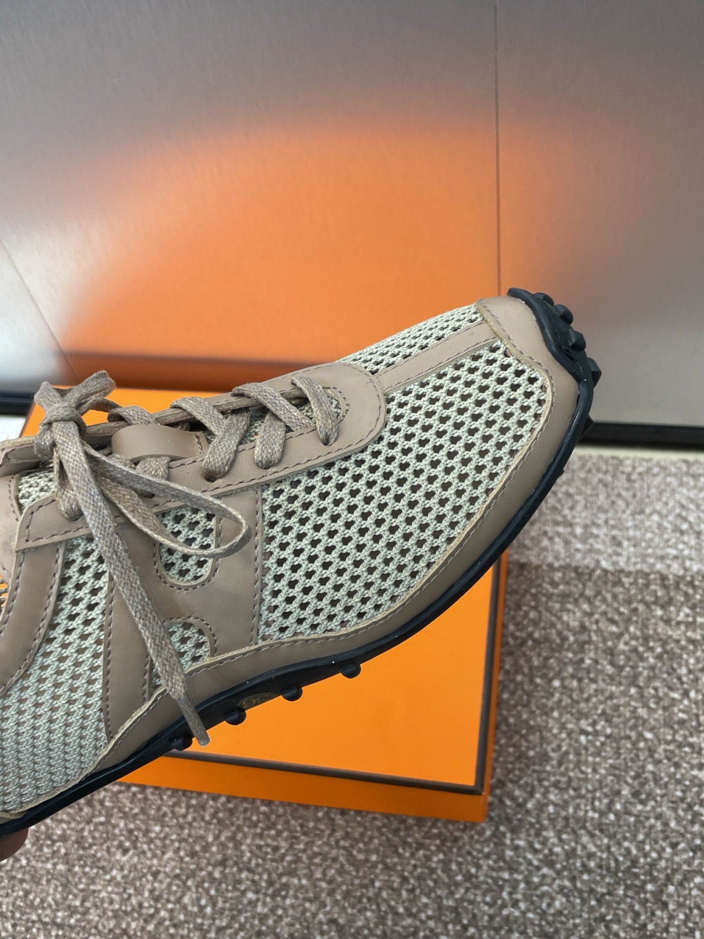 KIGA SNEAKER IN MOCHA BROWN CROCHET KNIT AND CALFSKIN