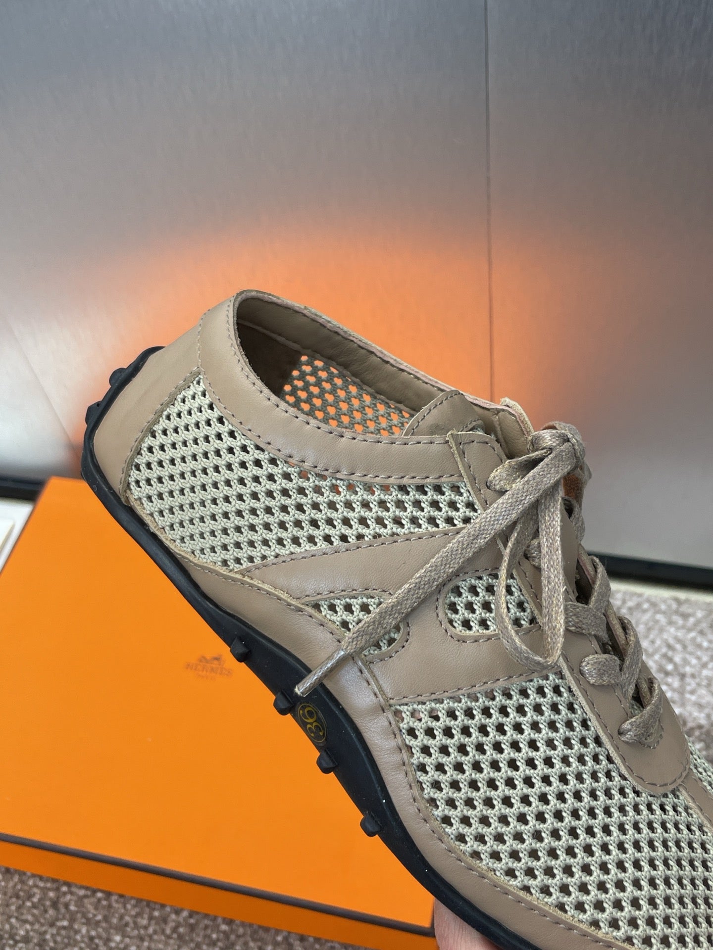 KIGA SNEAKER IN MOCHA BROWN CROCHET KNIT AND CALFSKIN