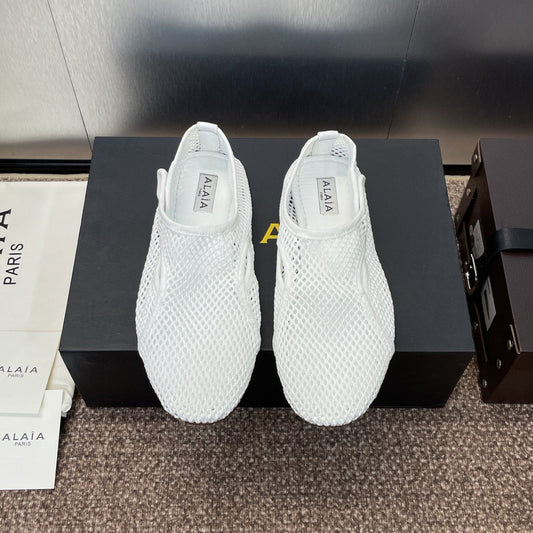 ALAIA MESH MARY JANE BALLET FLATS 25S IN WHITE FABRIC