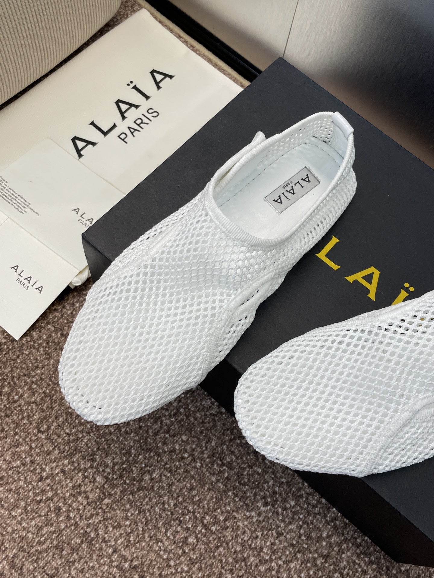 ALAIA MESH MARY JANE BALLET FLATS 25S IN WHITE FABRIC