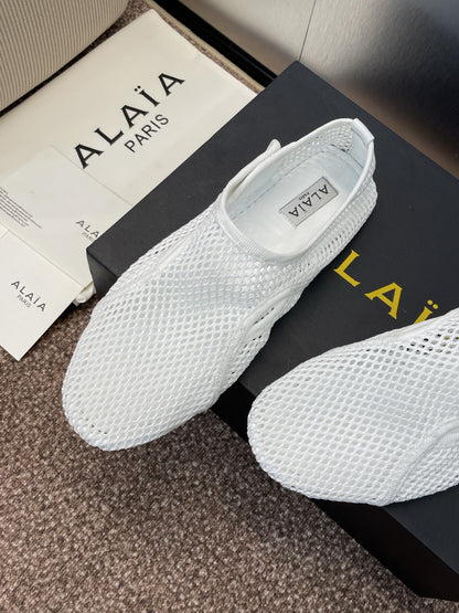 ALAIA MESH MARY JANE BALLET FLATS 25S IN WHITE FABRIC