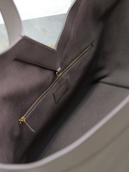 YSL 25S Y TOTE 50 IN PURPLE BROWN CALFSKIN GOLD HARDWARE