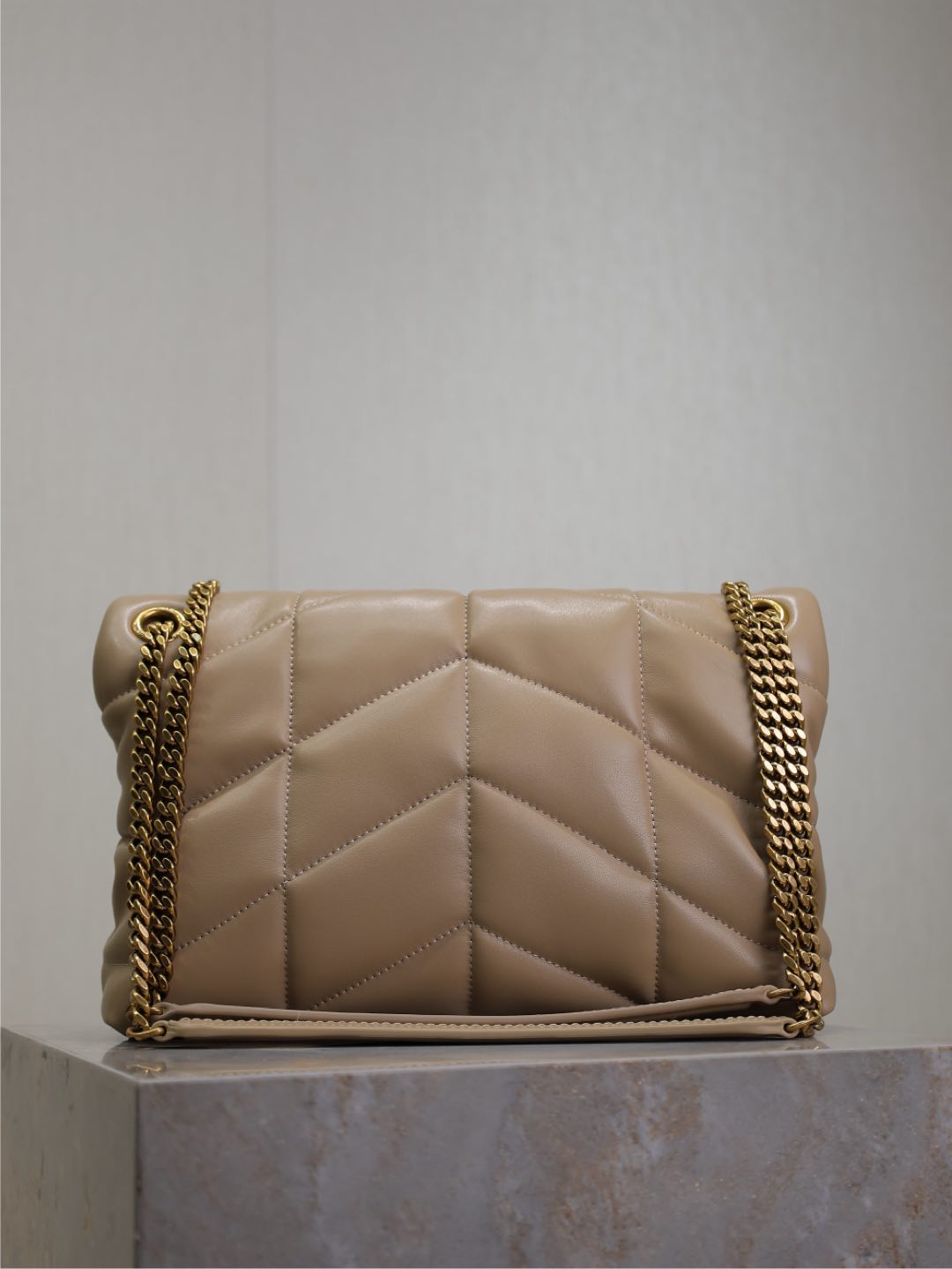 YSL 25S LOULOU PUFFER MM 29 IN BROWN CALFSKIN GOLD HARDWARE