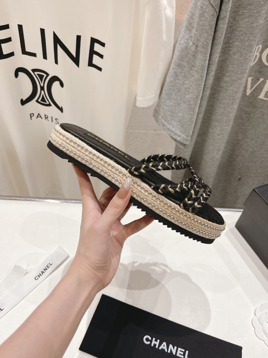 WOVEN STRAP SLIPPERS IN BLACK LAMBSKIN