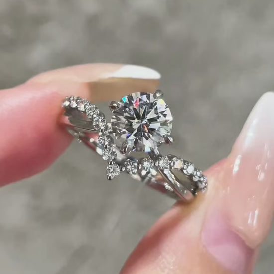 1.00ct Lab-Grown Diamond Style-Queen’s V| IGI Certified | PT950 Platinum