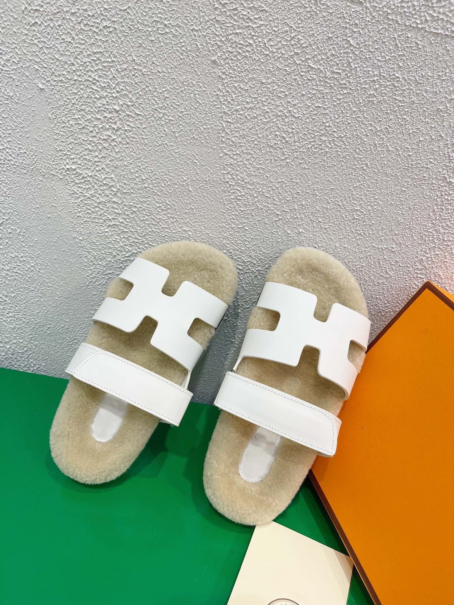 Chypre Sandal White shearling insole White goatskin lining